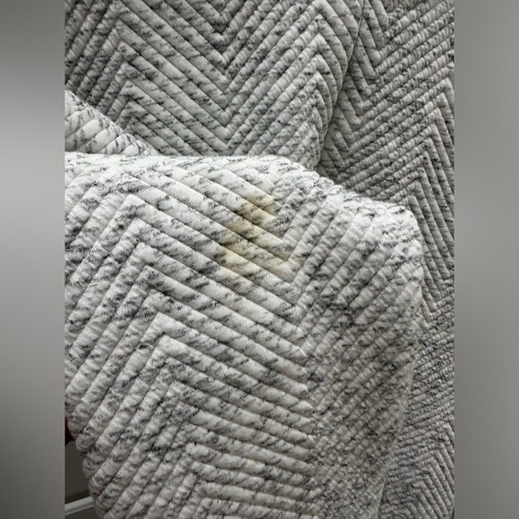 Fabletics Heathered gray quilted like open cardigan - Picture 4 of 5